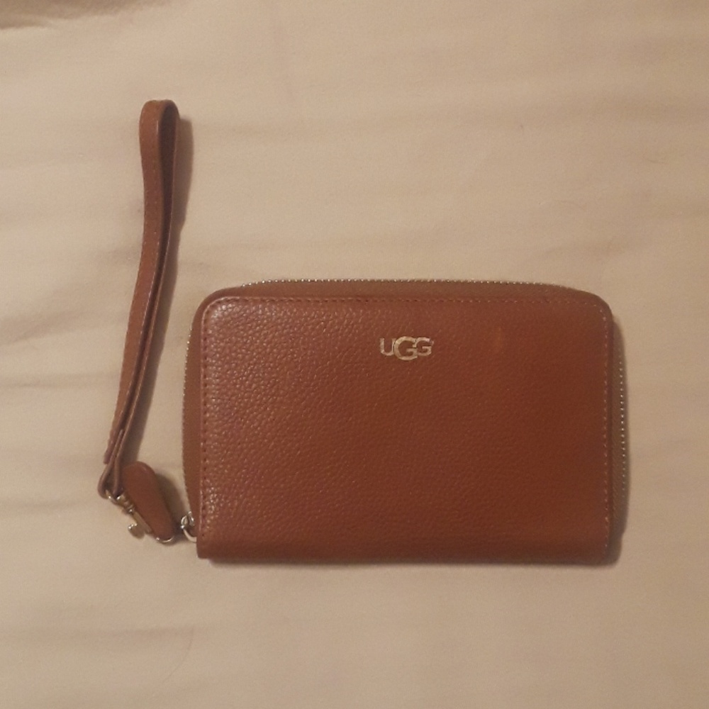 Ugg wristlet